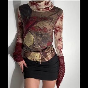 SAVE THE QUEEN slinky top